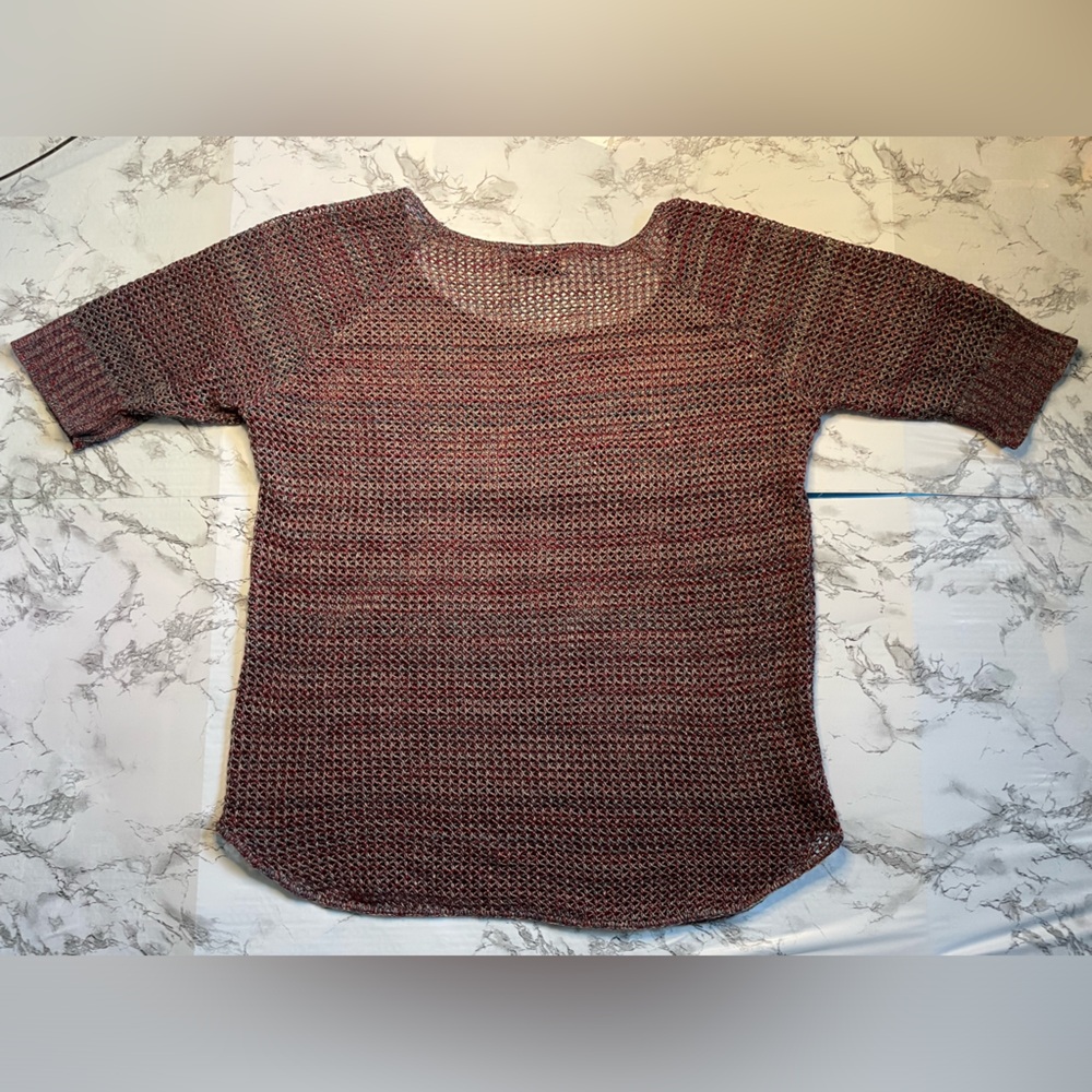 212 New York Knitted Sweater Short Sleeve don’t know the size